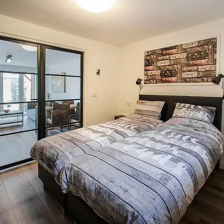 Excellent Apartment *
