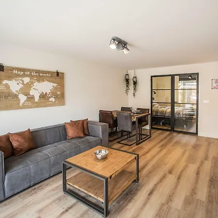 Excellent Apartment