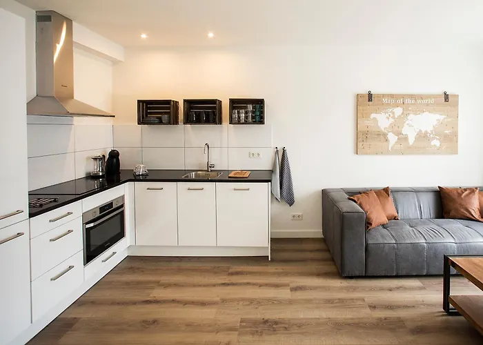 Excellent Apartment *